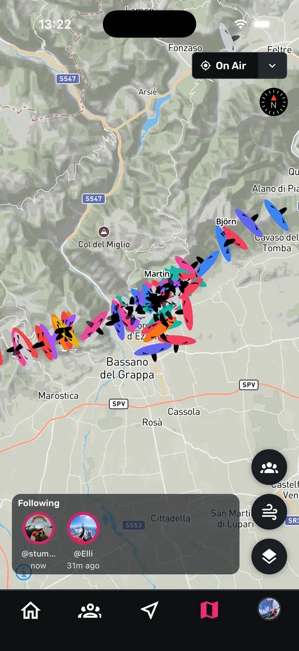 Karten-Tab im Layer On Air mit Live-Piloten und der Following-Zeile